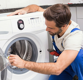 8 principales raisons pour lesquelles une machine à laver est très bruyante pendant le cycle d'essorage