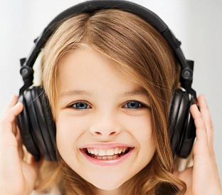 4 parasta kuulokkeiden mallia lapsille